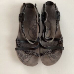 Women's Black Sandals
